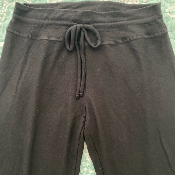 Beyond Yoga Luxe Lounge Around Midi Jogger New without tags - Picture 2 of 4